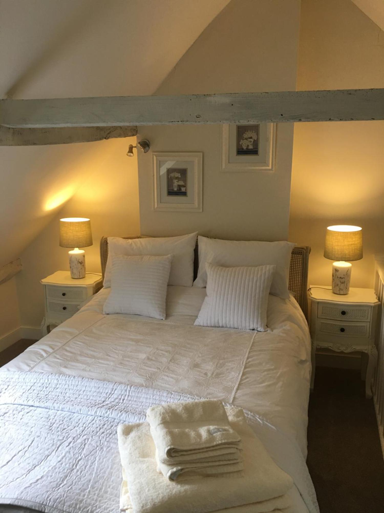 Luxury 2 Bed Apartment With Free Parking Ludlow Esterno foto