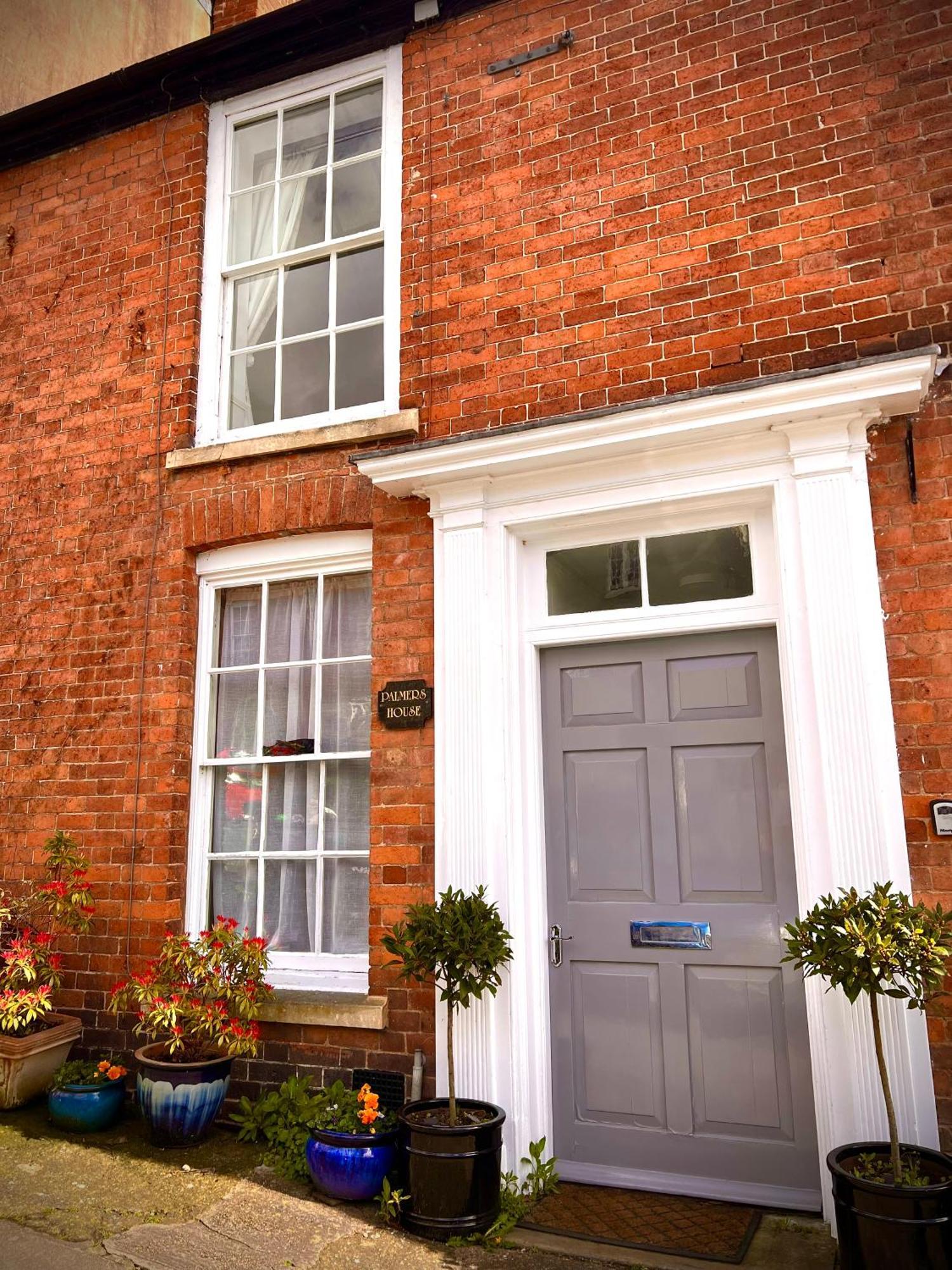 Luxury 2 Bed Apartment With Free Parking Ludlow Esterno foto